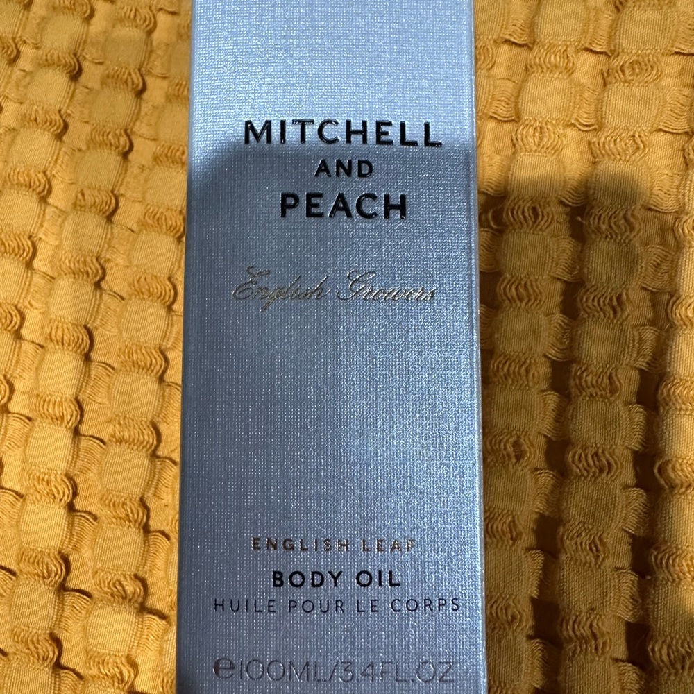 English Leaf Body Oil - Elegant Blue